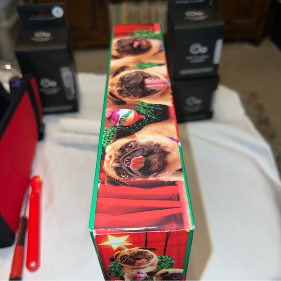 Merry Pug-Mas Christmas Holiday 300 Oversized Piece Jigsaw Puzzle Pug Dogs Ceaco - Picture 6 of 16